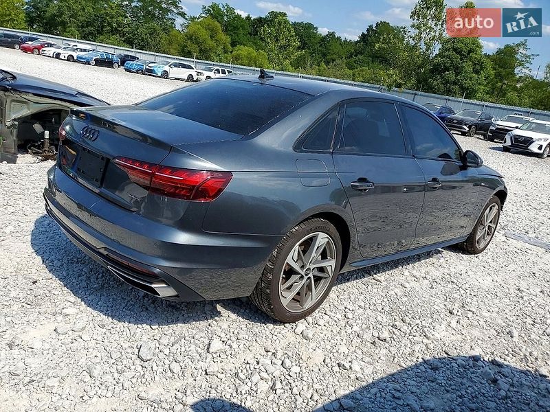 Седан Audi A4 2021 в Львове