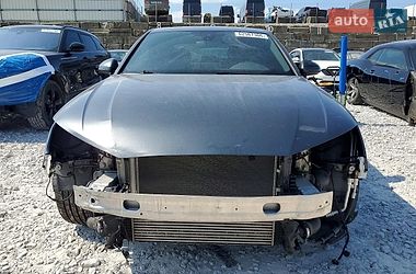 Седан Audi A4 2021 в Львове