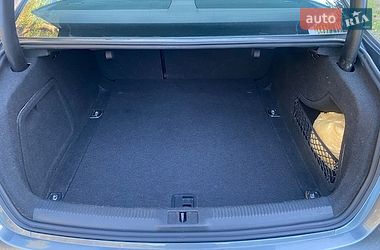 Седан Audi A4 2015 в Кропивницком