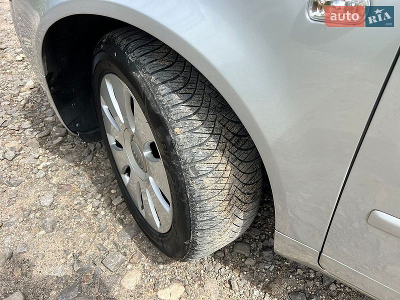 Седан Audi A4 2006 в Тернополі