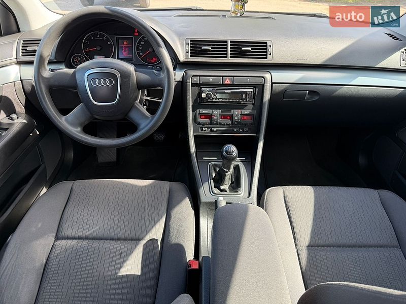 Седан Audi A4 2005 в Лубнах