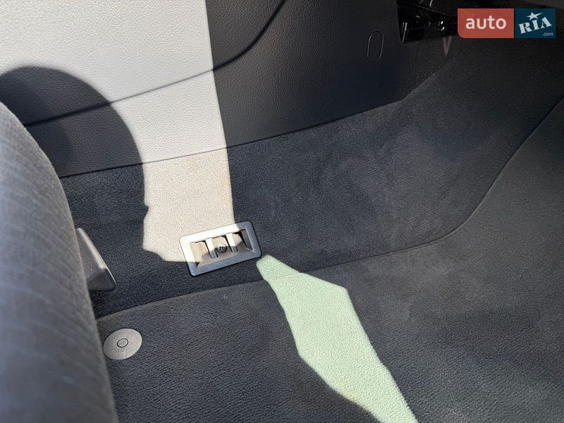 Седан Audi A4 2005 в Лубнах