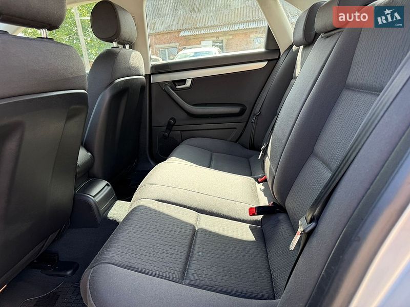 Седан Audi A4 2005 в Лубнах