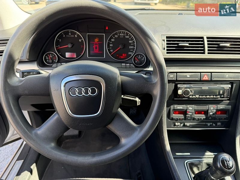 Седан Audi A4 2005 в Лубнах