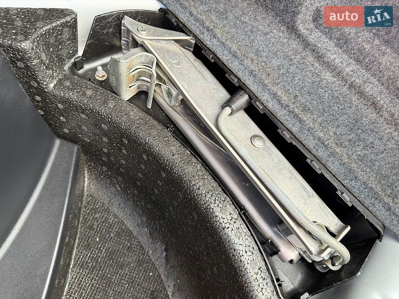Седан Audi A4 2005 в Лубнах