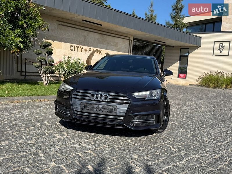 Седан Audi A4 2018 в Львове