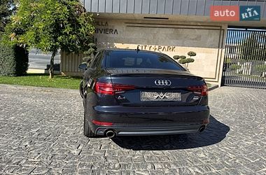 Седан Audi A4 2018 в Львове