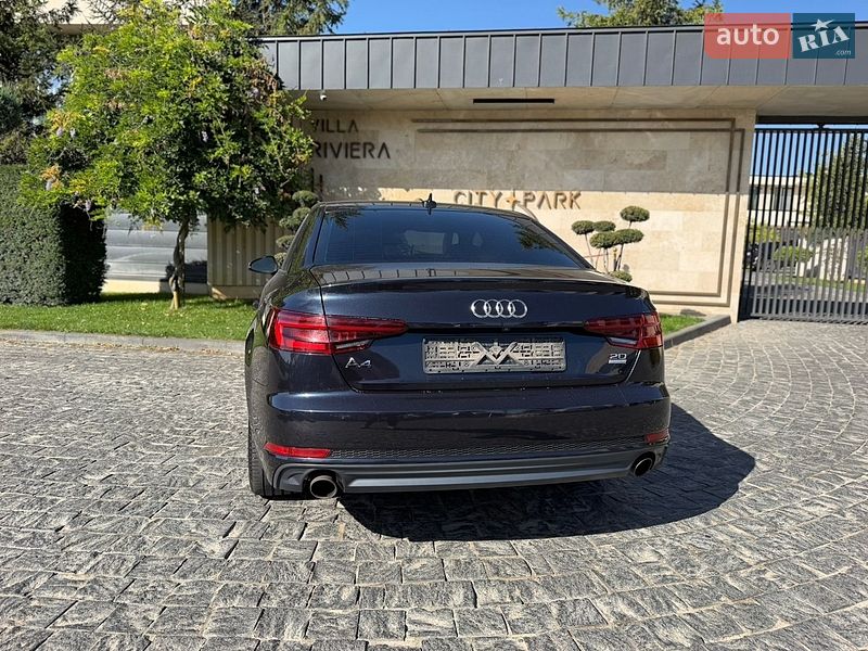 Седан Audi A4 2018 в Львове