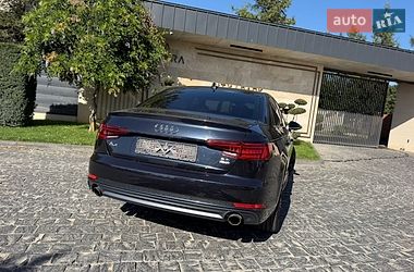 Седан Audi A4 2018 в Львове