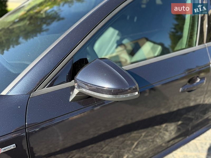 Седан Audi A4 2018 в Львове
