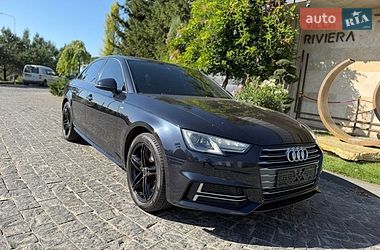 Седан Audi A4 2018 в Львове