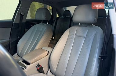 Седан Audi A4 2018 в Львове
