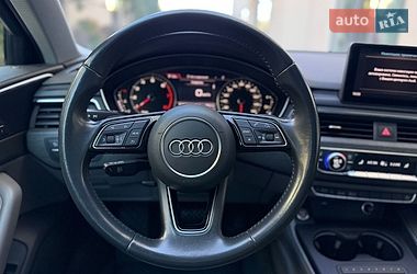 Седан Audi A4 2018 в Львове