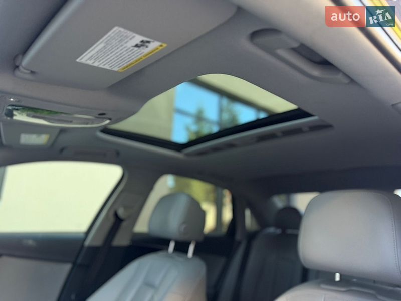Седан Audi A4 2018 в Львове