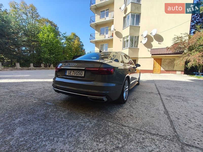 Седан Audi A4 2023 в Івано-Франківську