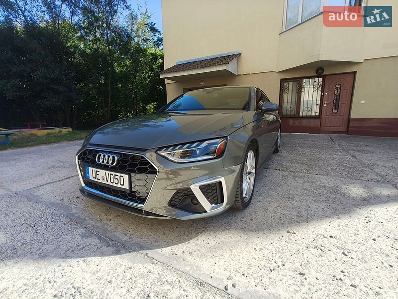 Седан Audi A4 2023 в Івано-Франківську