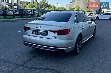 Седан Audi A4 2017 в Луцке