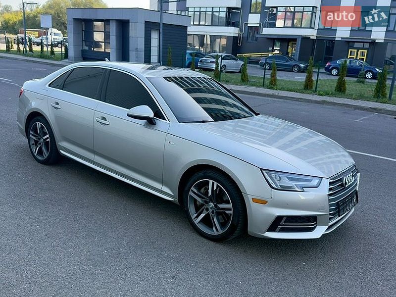 Седан Audi A4 2017 в Луцке
