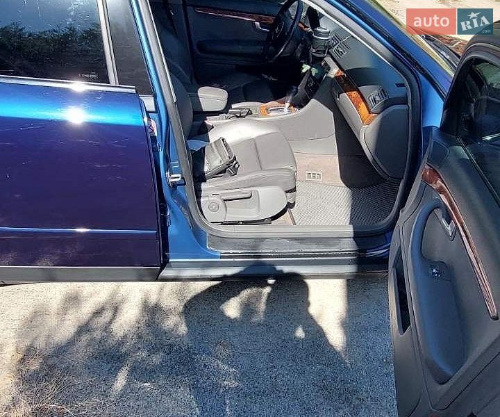 Седан Audi A4 2001 в Дніпрі