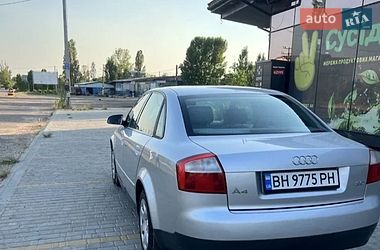 Седан Audi A4 2001 в Кароліно-Бугазі