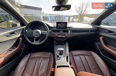 Седан Audi A4 2018 в Львове
