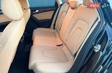 Седан Audi A4 2014 в Ужгороді