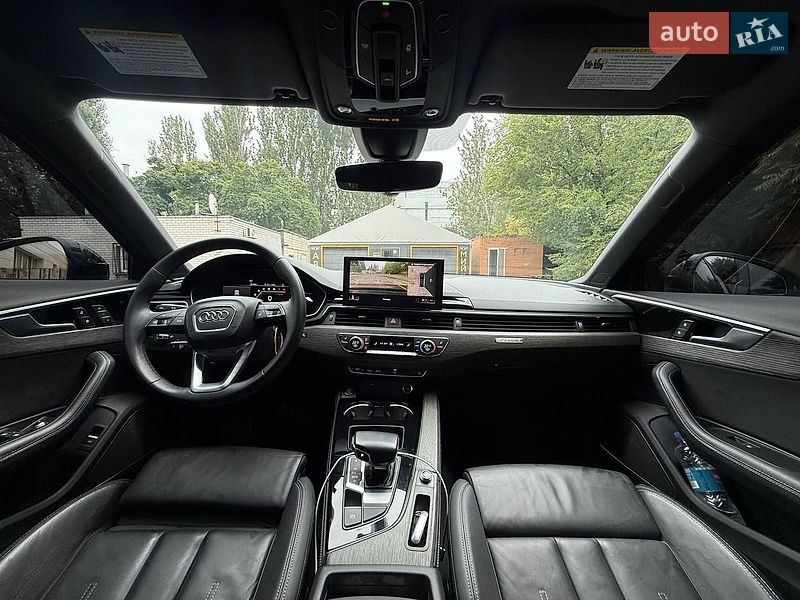 Седан Audi A4 2022 в Днепре