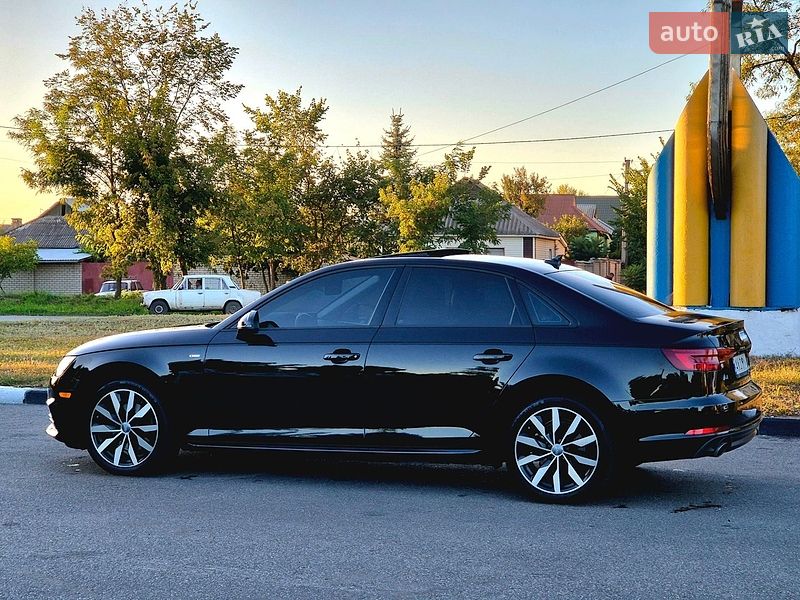 Седан Audi A4 2018 в Харкові