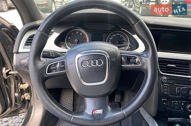 Седан Audi A4 2010 в Черновцах