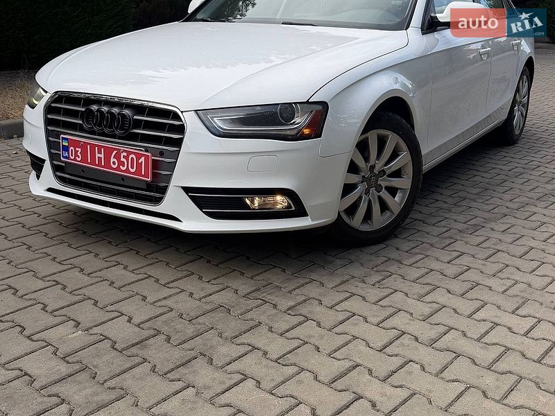 Седан Audi A4 2014 в Одессе