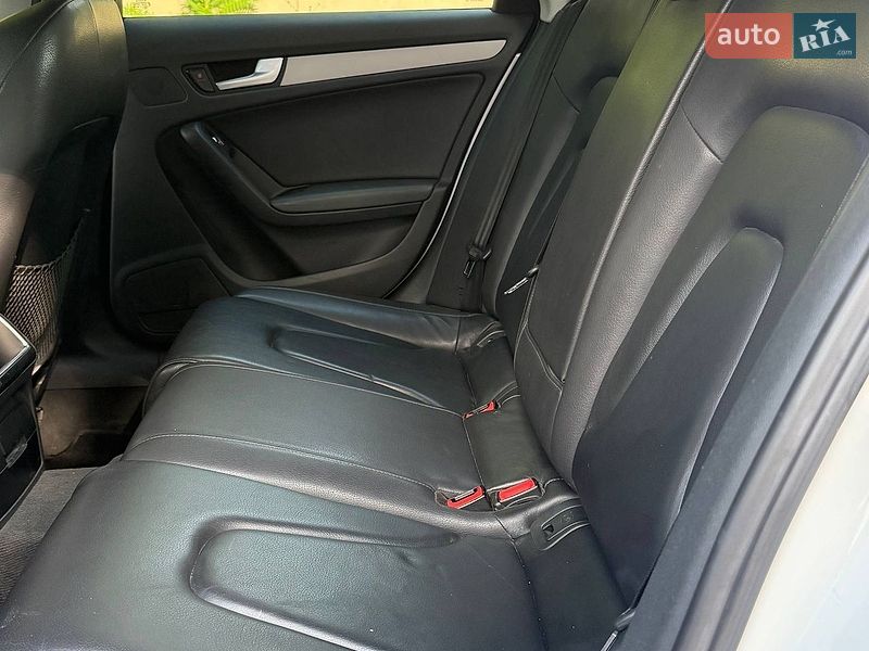 Седан Audi A4 2014 в Одессе