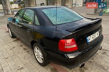 Седан Audi A4 2000 в Івано-Франківську