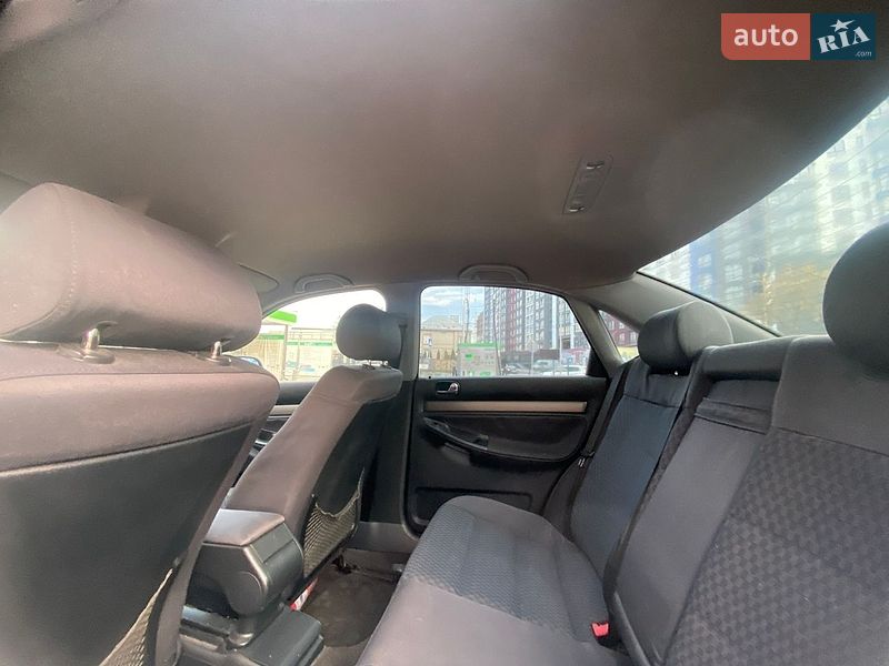 Седан Audi A4 2000 в Івано-Франківську