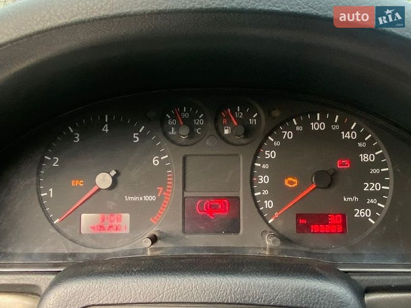 Седан Audi A4 2000 в Івано-Франківську
