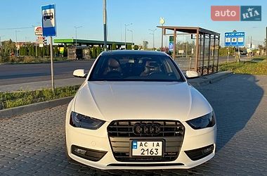 Седан Audi A4 2012 в Ковеле