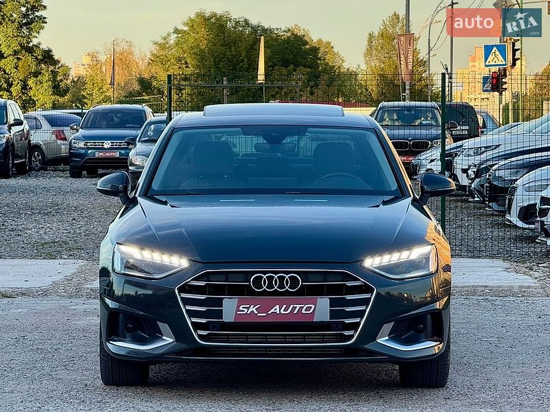 Седан Audi A4 2021 в Києві