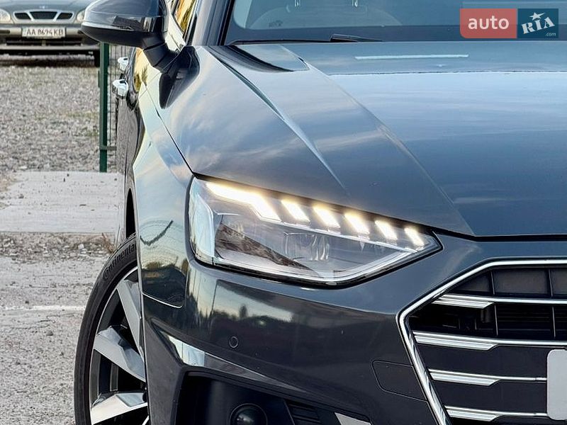 Седан Audi A4 2021 в Києві