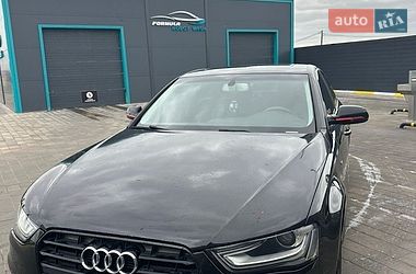 Седан Audi A4 2014 в Ірпені