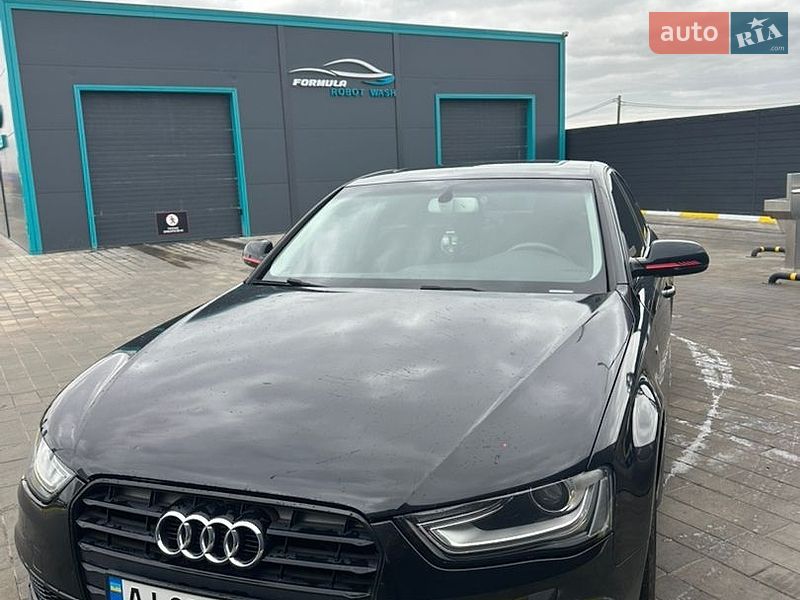Седан Audi A4 2014 в Ірпені