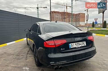 Седан Audi A4 2014 в Ірпені