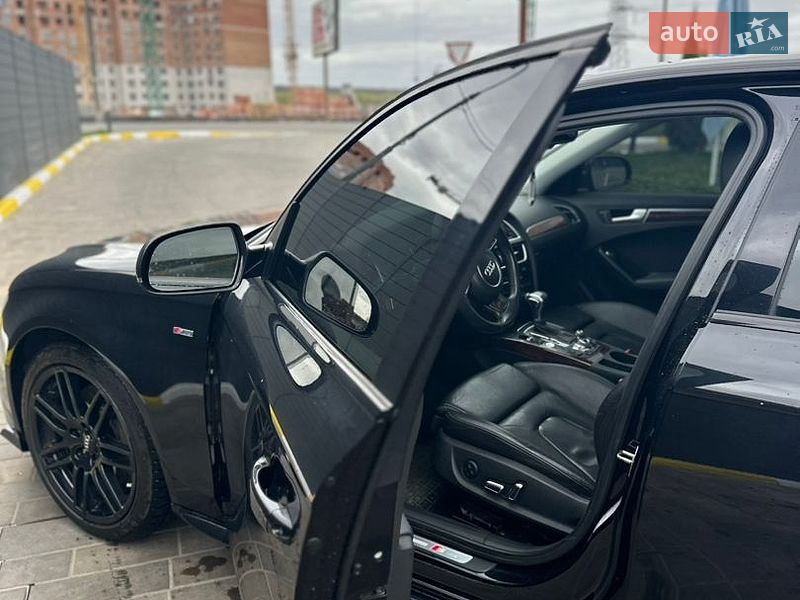 Седан Audi A4 2014 в Ірпені