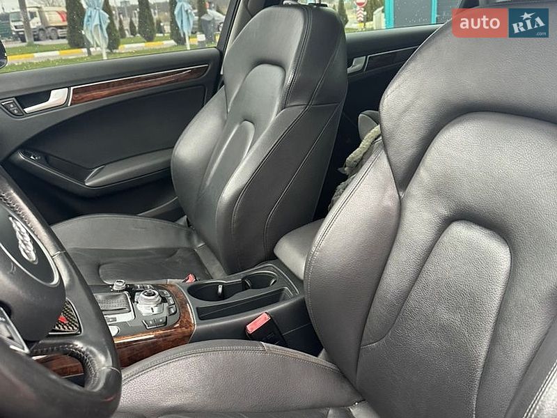 Седан Audi A4 2014 в Ірпені