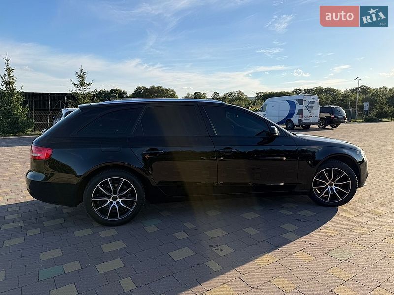 Универсал Audi A4 2012 в Львове