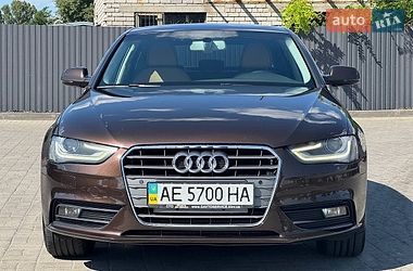 Седан Audi A4 2012 в Днепре