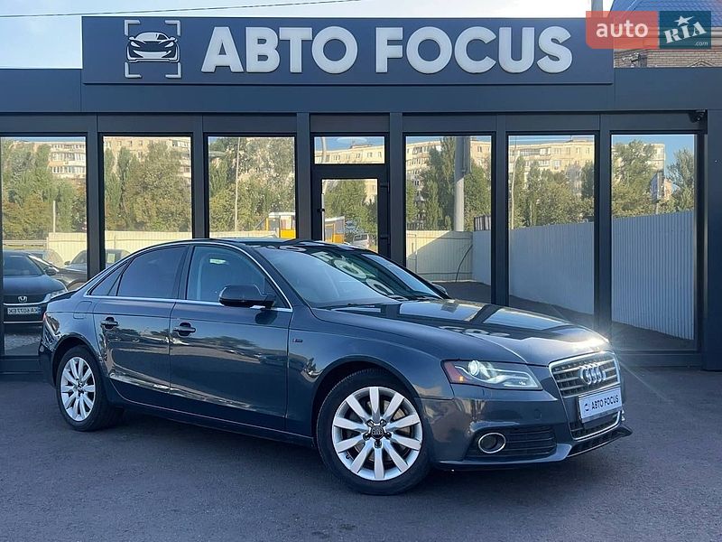 Седан Audi A4 2010 в Киеве