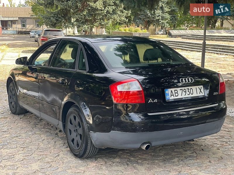 Седан Audi A4 2003 в Тульчине
