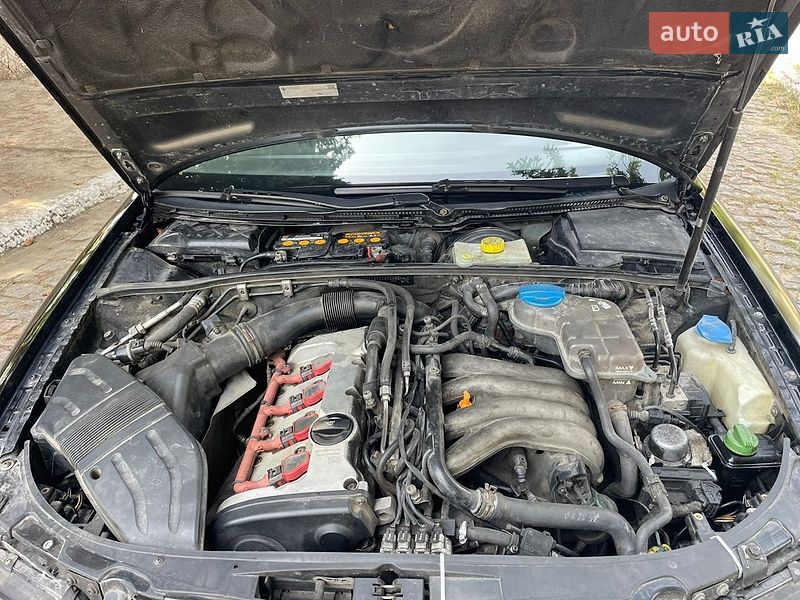 Седан Audi A4 2003 в Тульчине