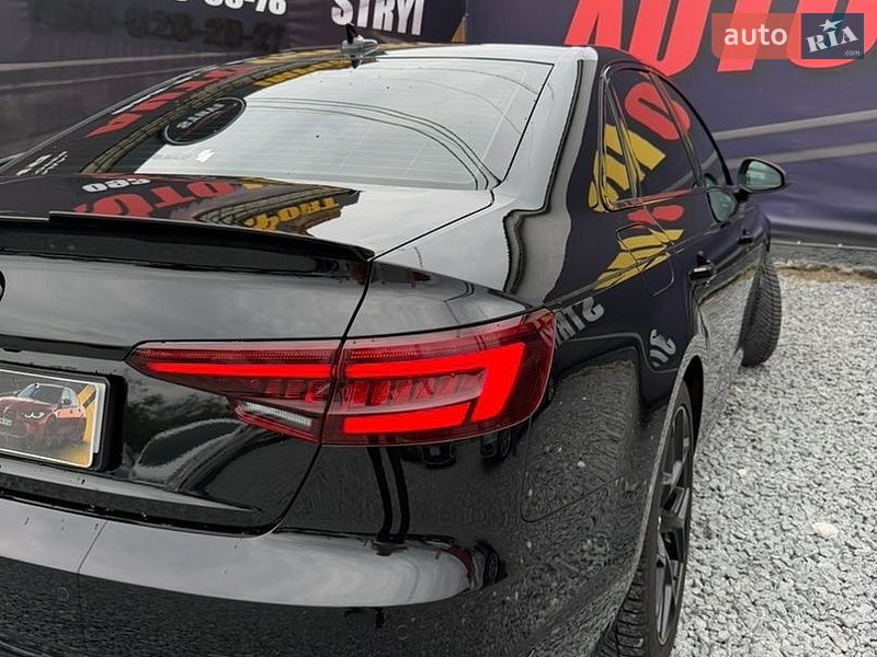 Седан Audi A4 2018 в Стрию