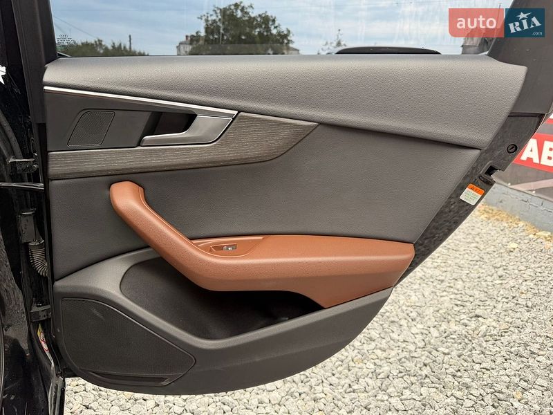 Седан Audi A4 2018 в Стрые