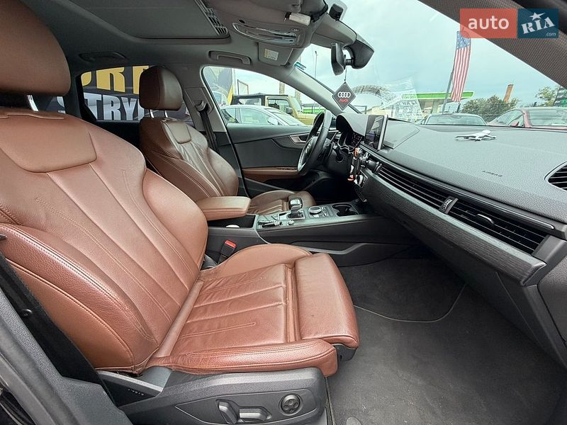 Седан Audi A4 2018 в Стрию